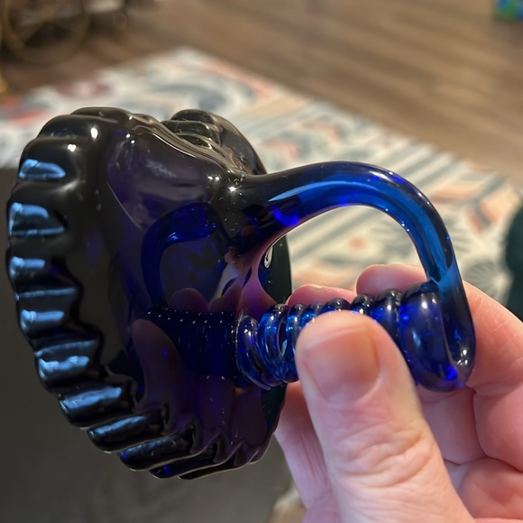 Vintage Art Glass Cobalt Blue Heart Shaped Pen Holder - Picture 5 of 10